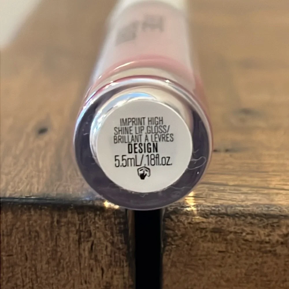 Stroke of Beauty Imprint High Shine Lip Gloss shade Design